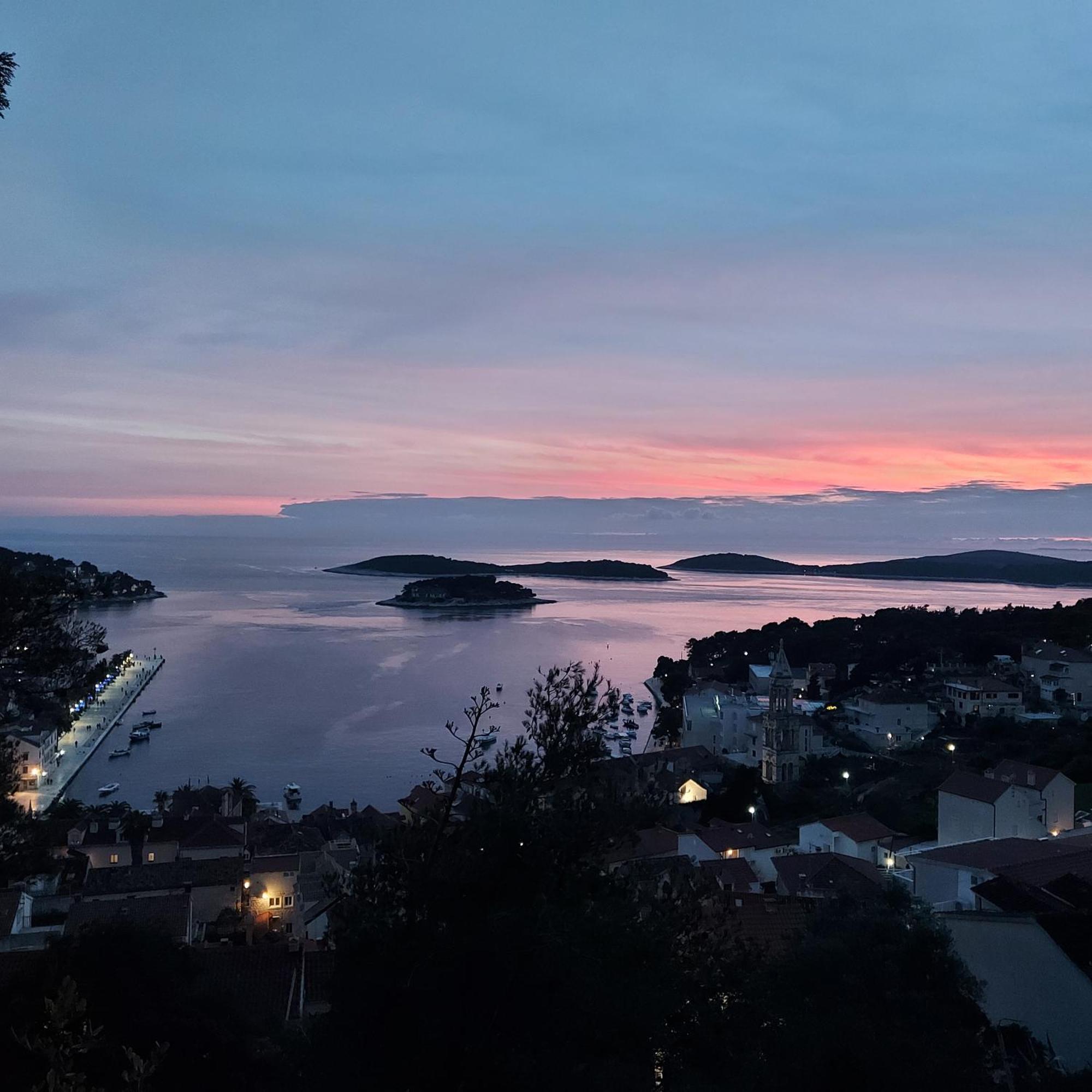 Guest House Mediterranean Hvar Town Zewnętrze zdjęcie